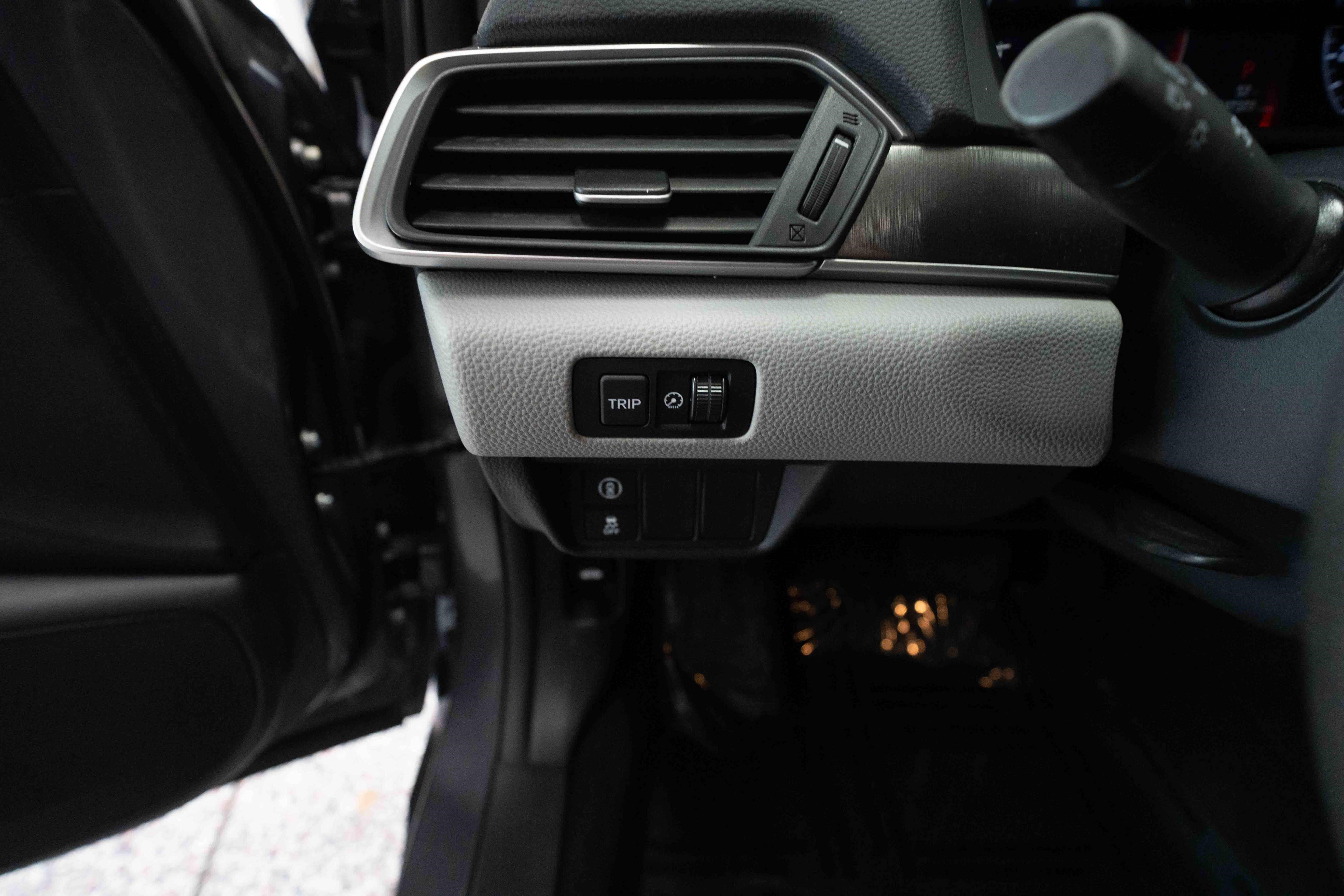 Used 2018 Honda Accord LX image 11