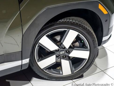 Used 2024 Hyundai Santa Fe Limited AWD/4WD image 11