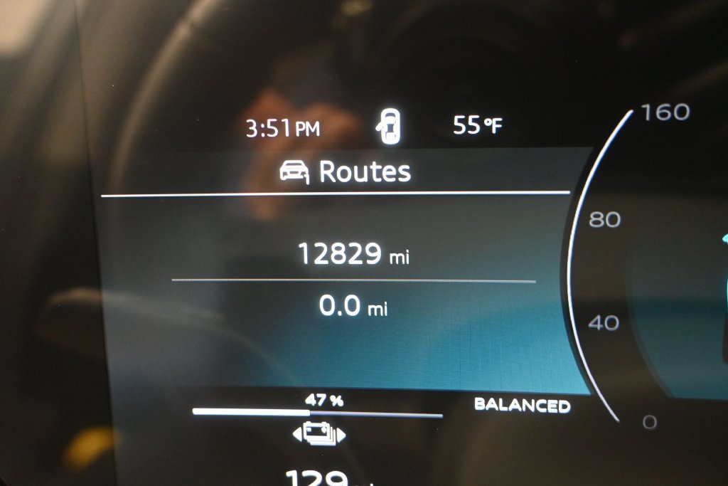 Used 2025 Audi Q6 e-tron Premium Plus w/ Premium Plus AWD/4WD image 19