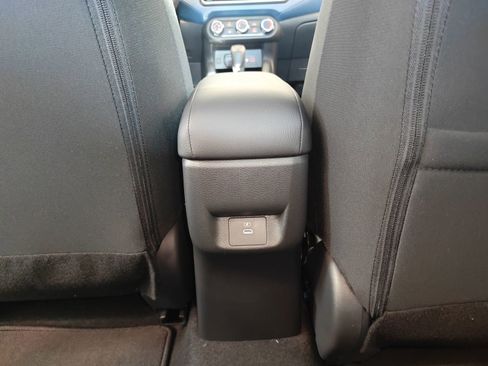 New 2025 Nissan Versa SV w/ Trunk Package FWD image 23