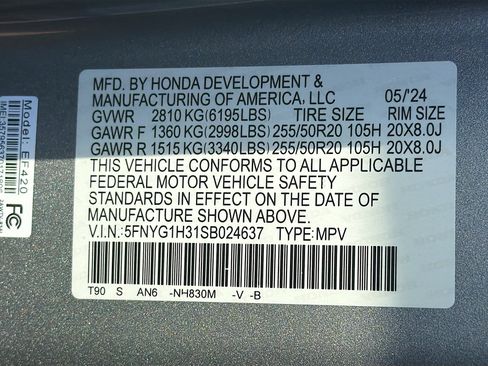 Used 2025 Honda Pilot Sport image 12
