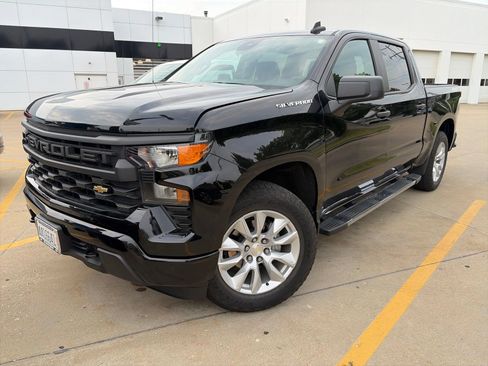 Used 2022 Chevrolet Silverado 1500 Custom AWD/4WD image 1