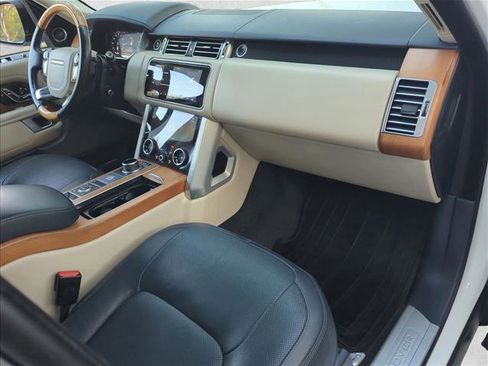 Used 2021 Land Rover Range Rover P525 Westminster Edition image 24