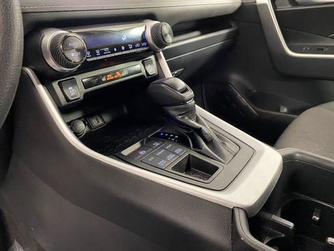 Used 2023 Toyota RAV4 XLE AWD/4WD image 27