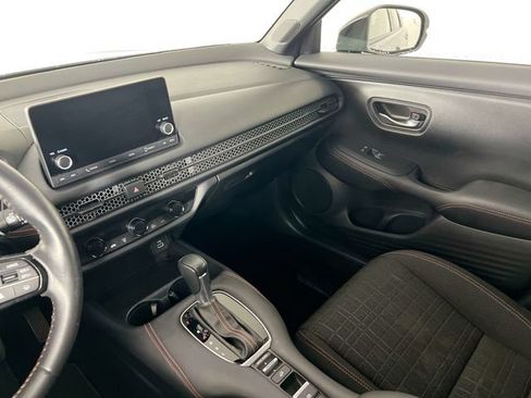 Certified 2024 Honda HR-V Sport image 26
