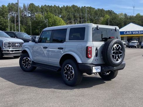 New 2026 Ford Bronco Outer Banks AWD/4WD image 5