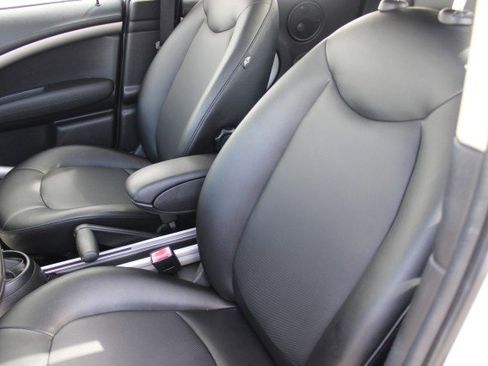 Used 2016 MINI Cooper Countryman FWD image 25