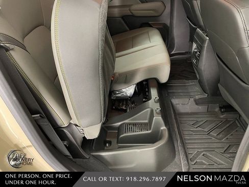 Used 2023 Chevrolet Colorado ZR2 w/ ZR2 Convenience Package III image 43