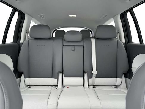 New 2026 Hyundai Ioniq 9 SEL image 35