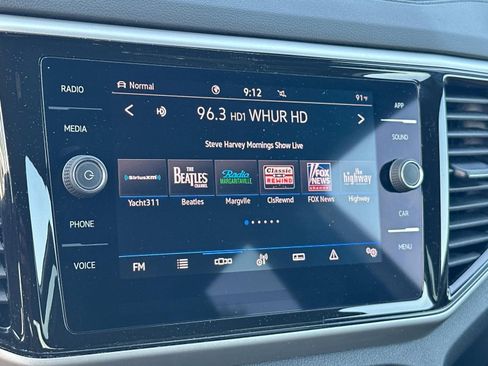 Used 2022 Volkswagen Atlas Cross Sport SE image 15