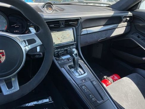 Used 2015 Porsche 911 GT3 w/ Carbon Interior Package RWD image 22