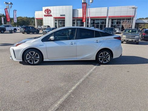 Used 2019 Toyota Prius Limited image 6