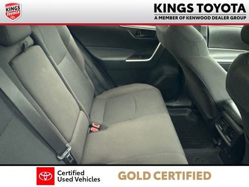 Used 2023 Toyota RAV4 LE FWD image 9