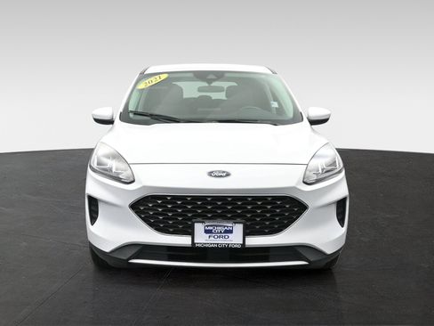 Used 2021 Ford Escape SE w/ Convenience Package FWD image 2