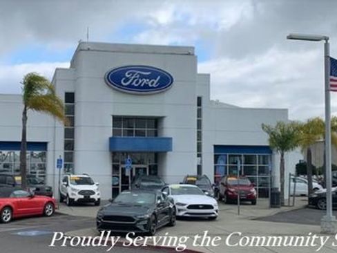 Used 2025 Ford F150 XL w/ Equipment Group 103A High image 4