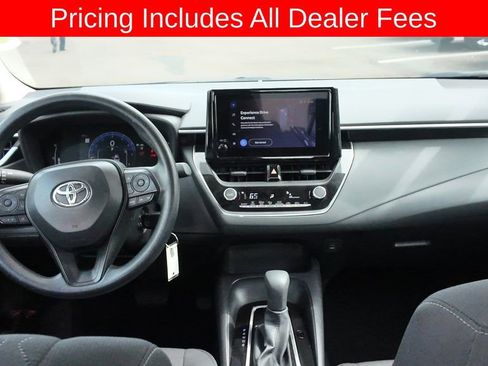 Used 2026 Toyota Corolla LE FWD image 5
