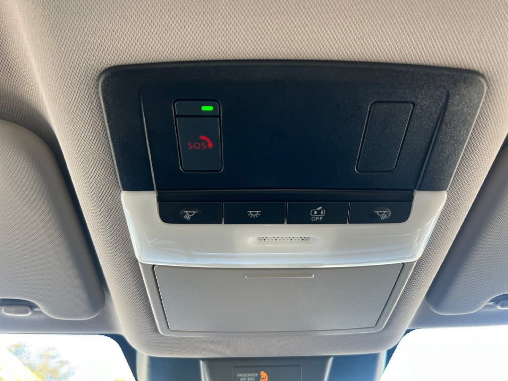 Certified 2024 Nissan Rogue SV FWD image 7
