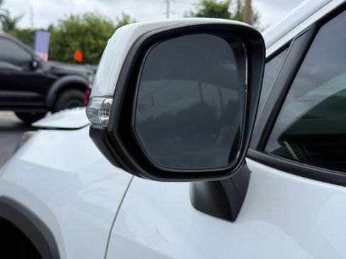 Used 2022 Toyota RAV4 XLE w/ Convenience Package AWD/4WD image 36