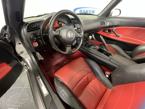 Used 2006 Honda S2000 image 10