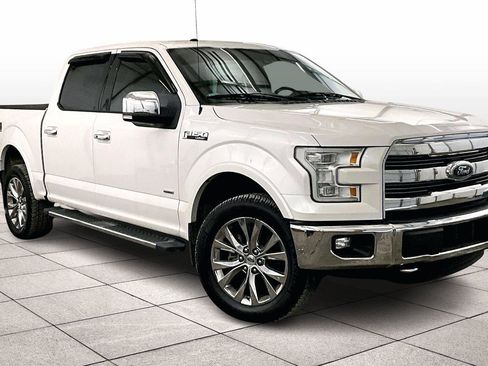 Used 2017 Ford F150 Lariat w/ Equipment Group 502A Luxury image 3