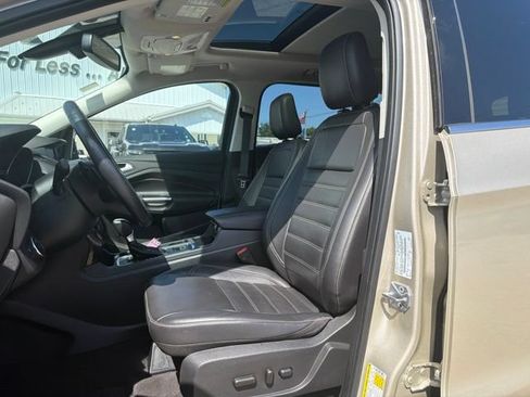 Used 2018 Ford Escape Titanium AWD/4WD image 22