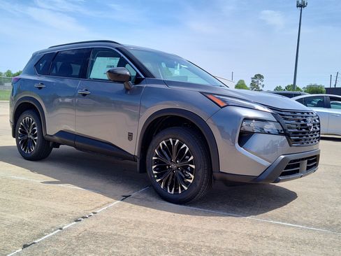 New 2026 Nissan Rogue Dark Armor AWD/4WD image 5