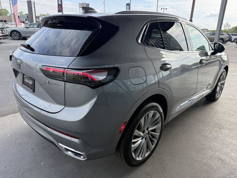 Used 2024 Buick Envision Avenir AWD/4WD image 5