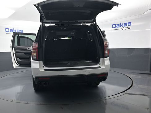 Used 2022 Chevrolet Suburban RST w/ Sport Performance Package AWD/4WD image 59