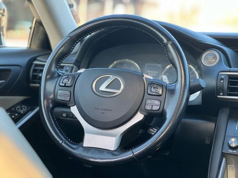 Used 2017 Lexus IS 200t F Sport image 19