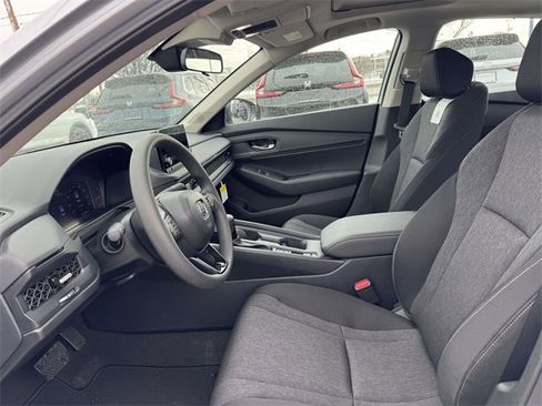 New 2025 Honda Accord SE image 13