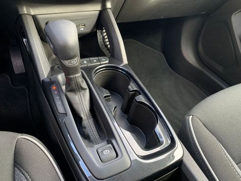 Used 2025 Chevrolet TrailBlazer LT image 39