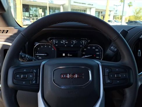 Used 2022 GMC Sierra 1500 SLT w/ SLT Premium Plus Package image 26