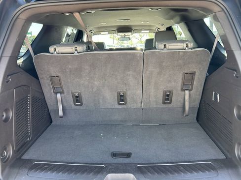 Used 2024 Chevrolet Tahoe LT RWD image 10