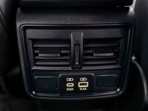 Certified 2025 Subaru Forester Premium image 27