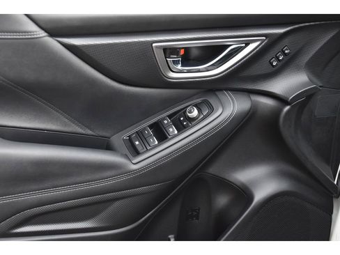 Used 2023 Subaru Forester Touring image 27