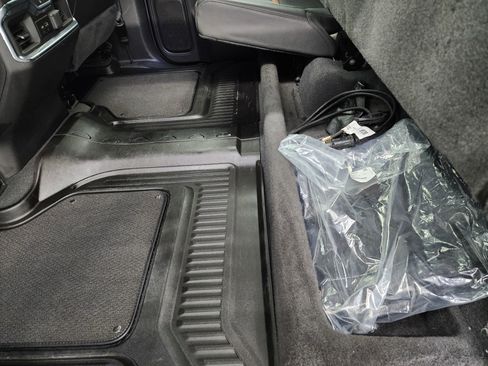 Used 2023 GMC Sierra 2500 AT4 w/ Gooseneck/5TH Wheel Package image 39