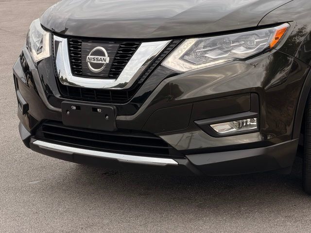 Used 2017 Nissan Rogue SL w/ SL Premium Package AWD/4WD image 6