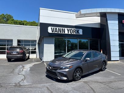 Used 2021 Toyota Camry SE w/ Convenience Package
