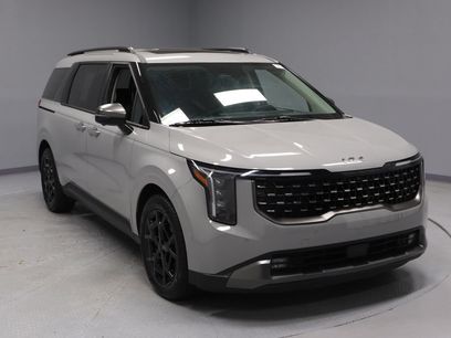 Used 2026 Kia Carnival SX w/ SX Dark Edition Package