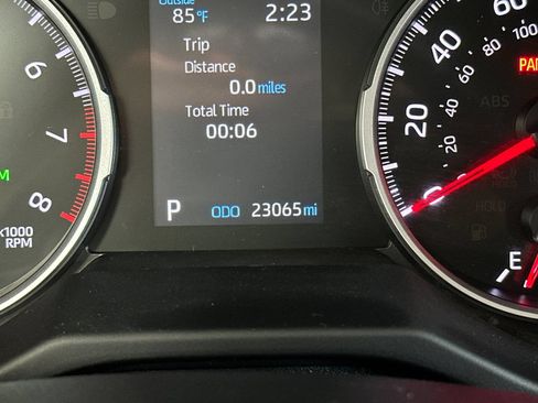 Used 2022 Toyota RAV4 XLE Premium FWD image 26