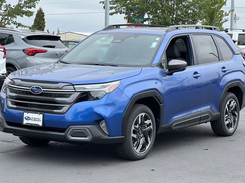 New 2025 Subaru Forester Limited image 8