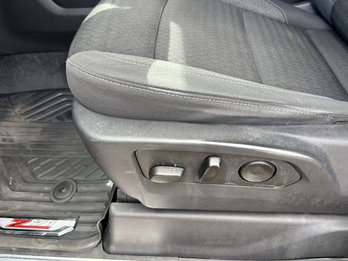Used 2023 Chevrolet Silverado 1500 LT Trail Boss w/ Protection Package AWD/4WD image 11