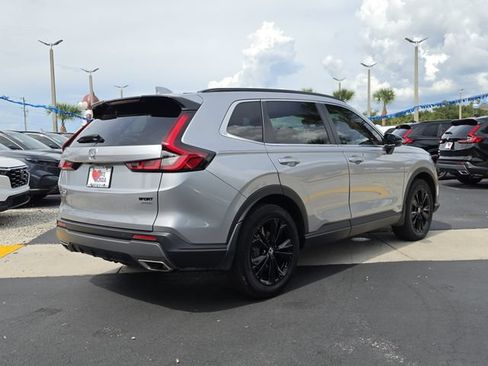 Used 2023 Honda CR-V Sport Touring image 3