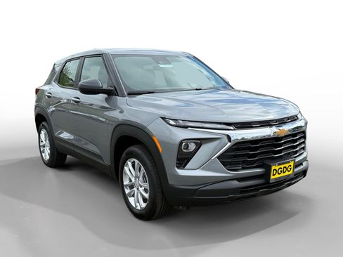 New 2026 Chevrolet TrailBlazer LS AWD/4WD image 7