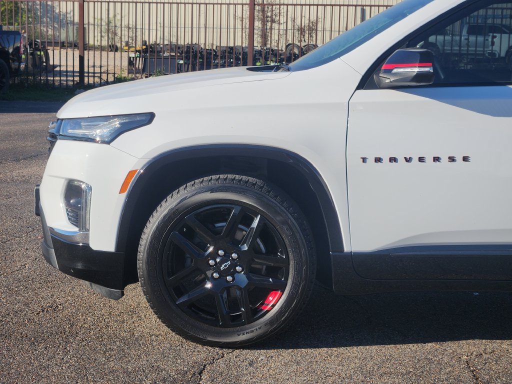 Used 2023 Chevrolet Traverse Premier w/ Redline Edition FWD image 8