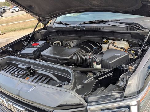 Used 2023 GMC Sierra 1500 Elevation image 25