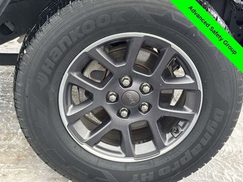 Used 2020 Jeep Gladiator Overland image 34