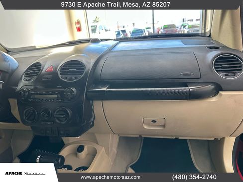 Used 2006 Volkswagen Beetle Convertible w/ Package 1 image 24