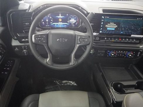 New 2026 Chevrolet Silverado 2500 ZR2 AWD/4WD image 17