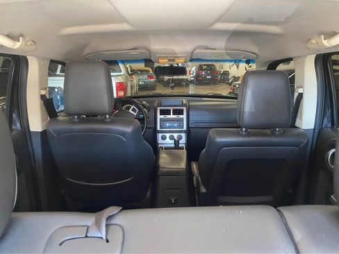 Used 2008 Dodge Nitro R/T image 16